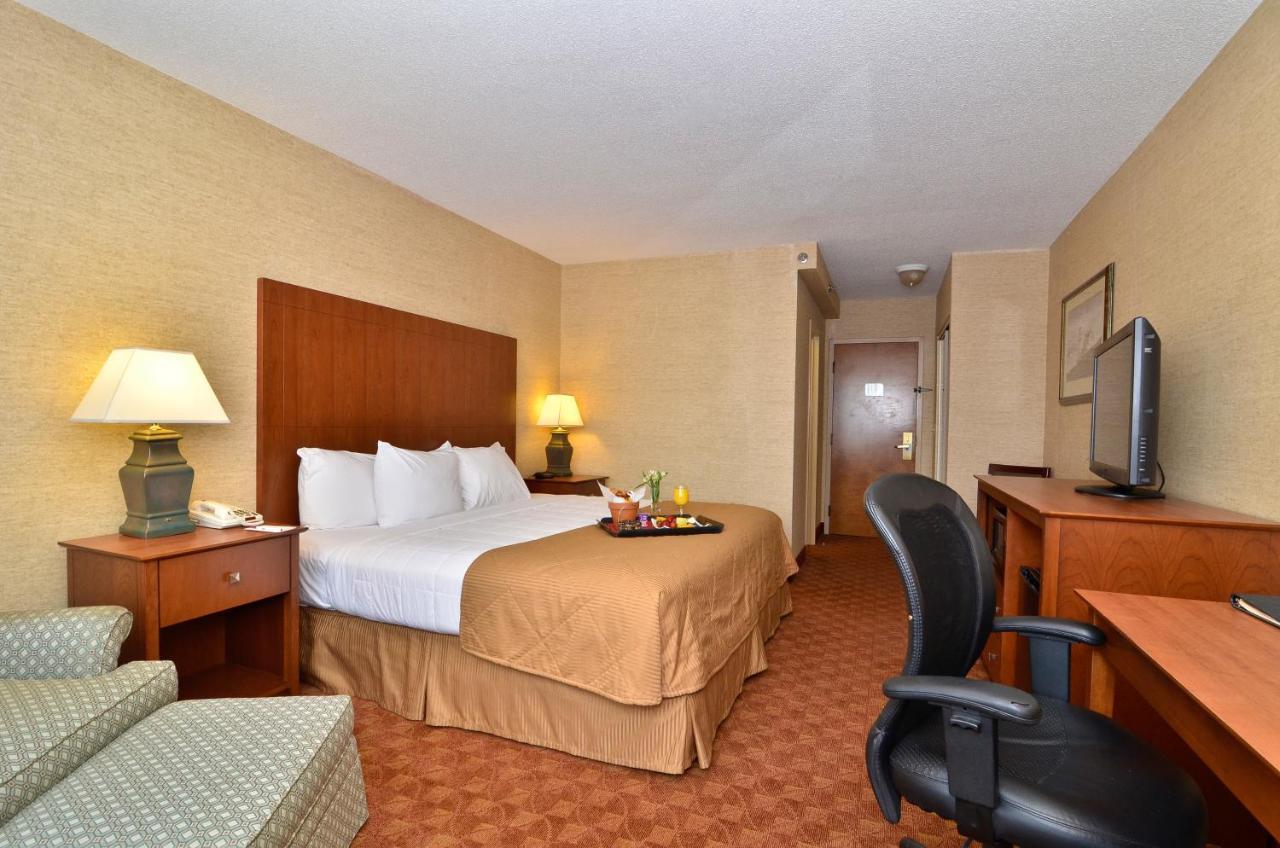 Clarion Hotel Airport Portland Bagian luar foto