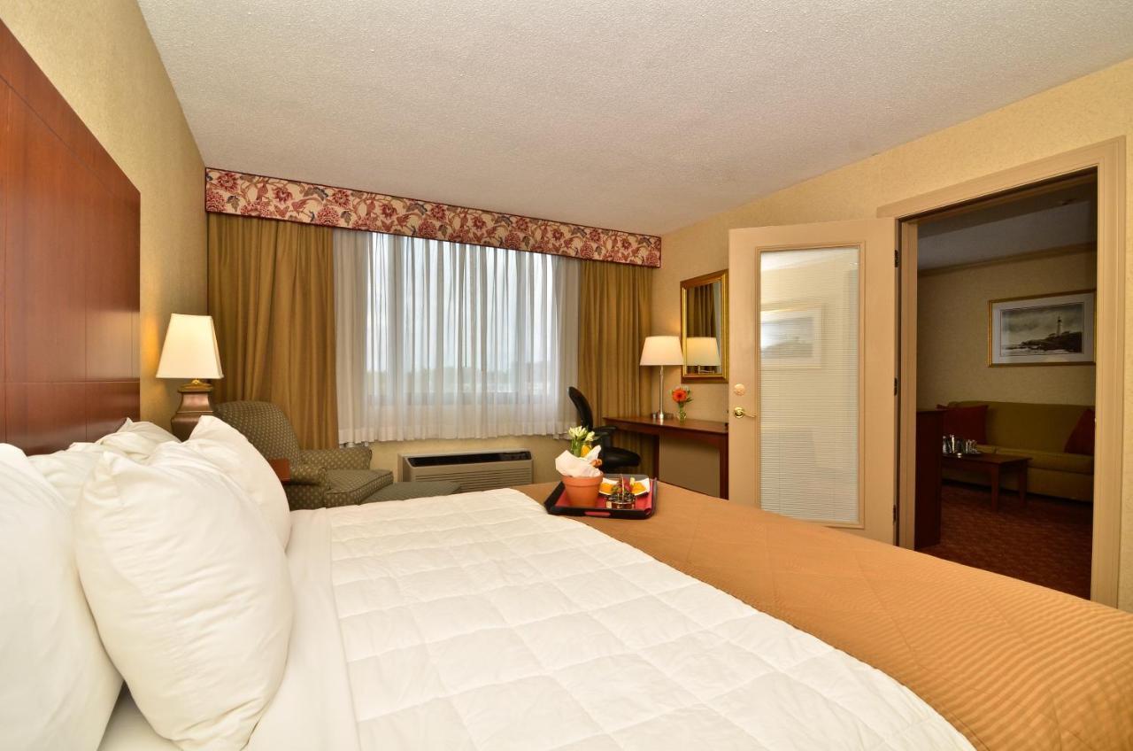 Clarion Hotel Airport Portland Bagian luar foto