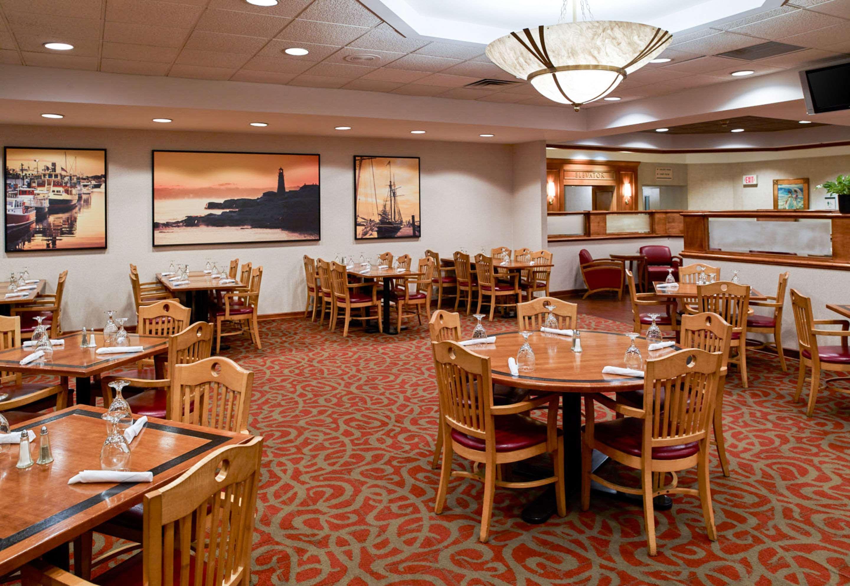 Clarion Hotel Airport Portland Bagian luar foto