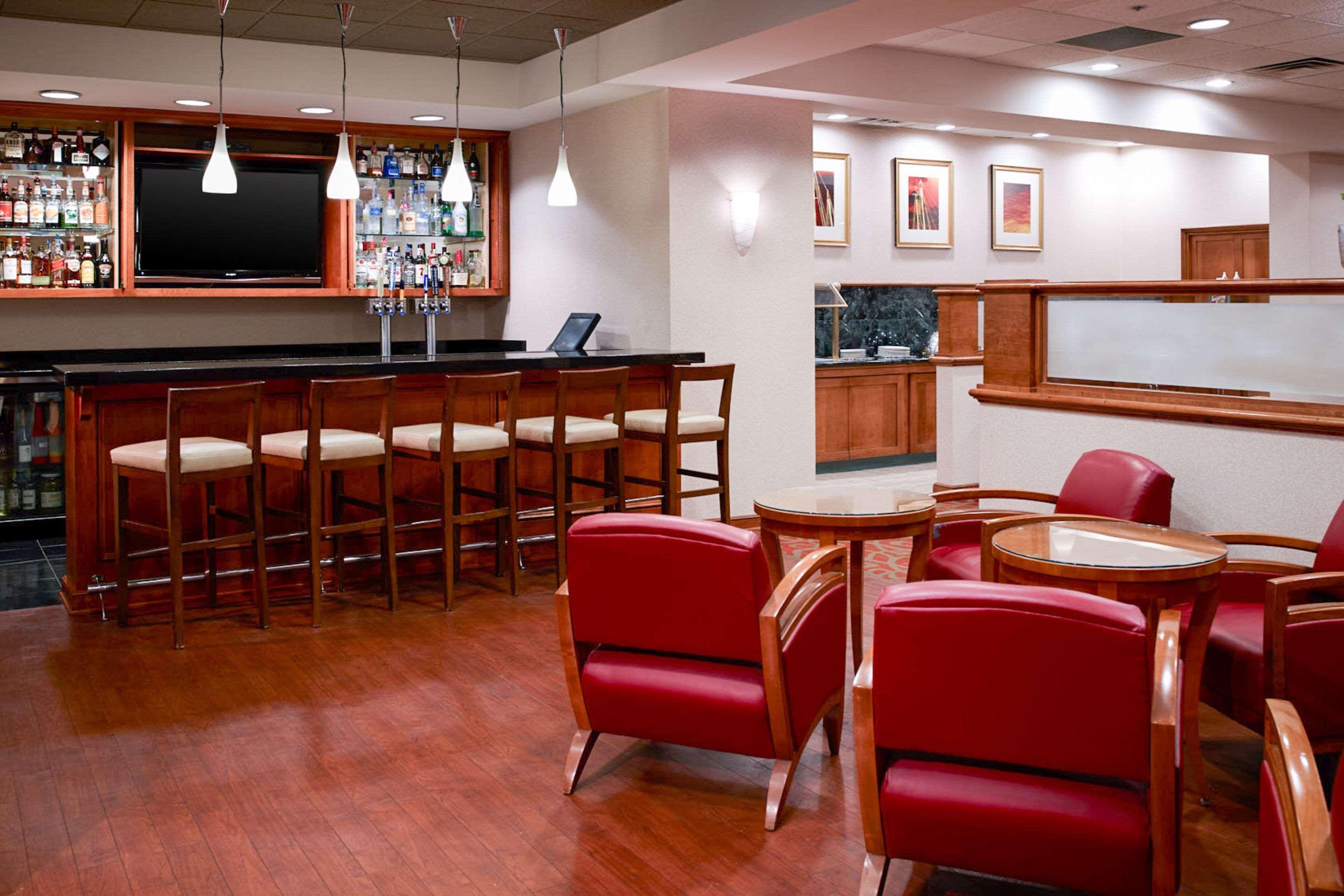 Clarion Hotel Airport Portland Bagian luar foto