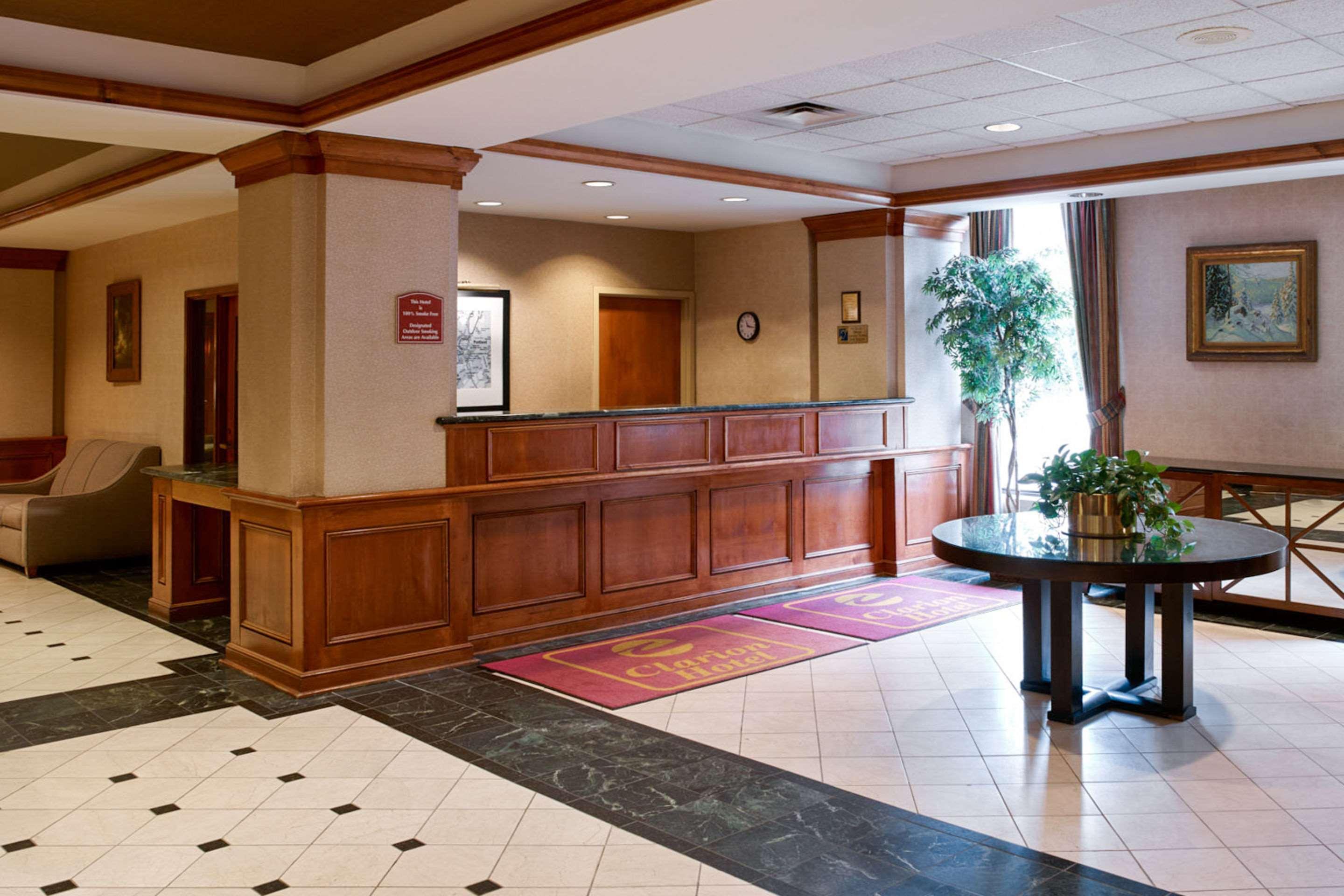 Clarion Hotel Airport Portland Bagian luar foto